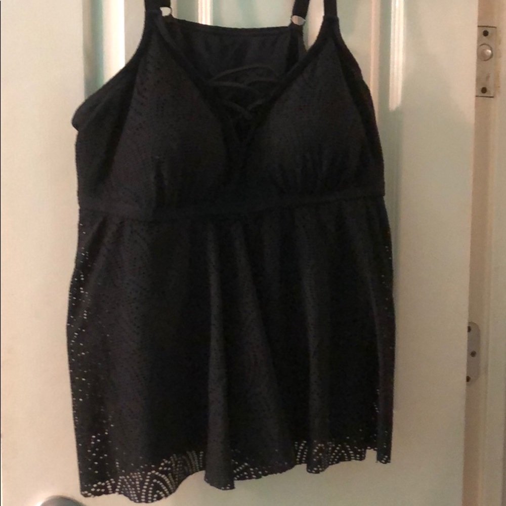 Women’s Plus Size Bathing Suit Top